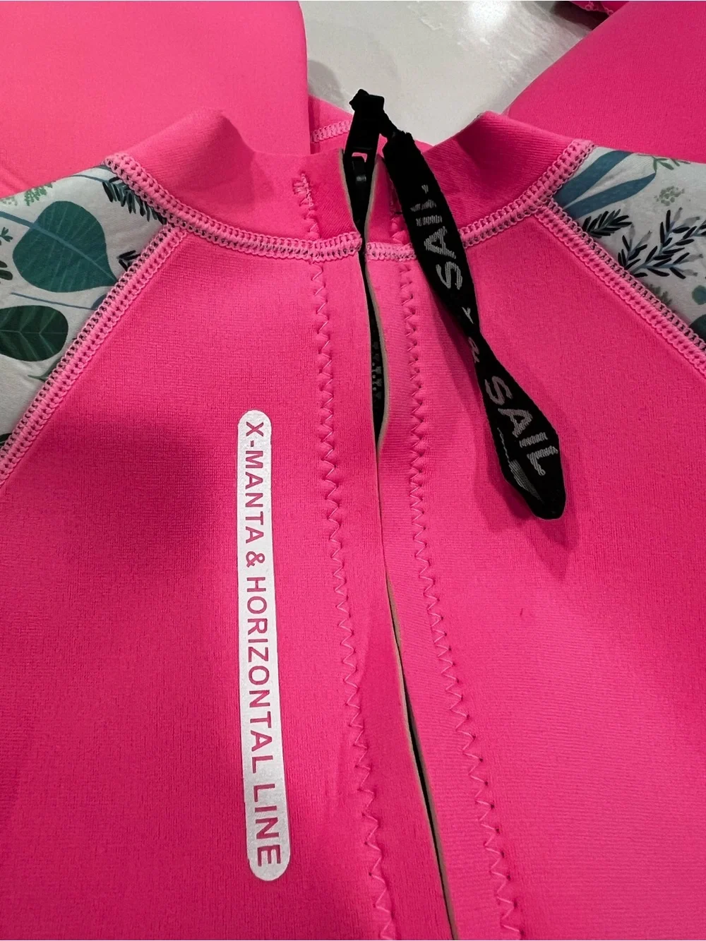 Dive and Sail Neoprene Kids’ Wetsuit Size XXL Pink Long Sleeve Back Zip Full